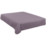 Narzuta „Rainy Day“. Pledy. Dwustronna narzuta na łóżko w kolorze fioletowym i jasnobrązowym, oferująca wszechstronne opcje stylizacji dla przytulnej i eleganckiej sypialni.