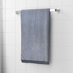Ręcznik łazienkowy „Grey Streaks“. Ręczniki, 70x140 cm. Nowoczesny jasnoszary ręcznik z eleganckimi smugami.